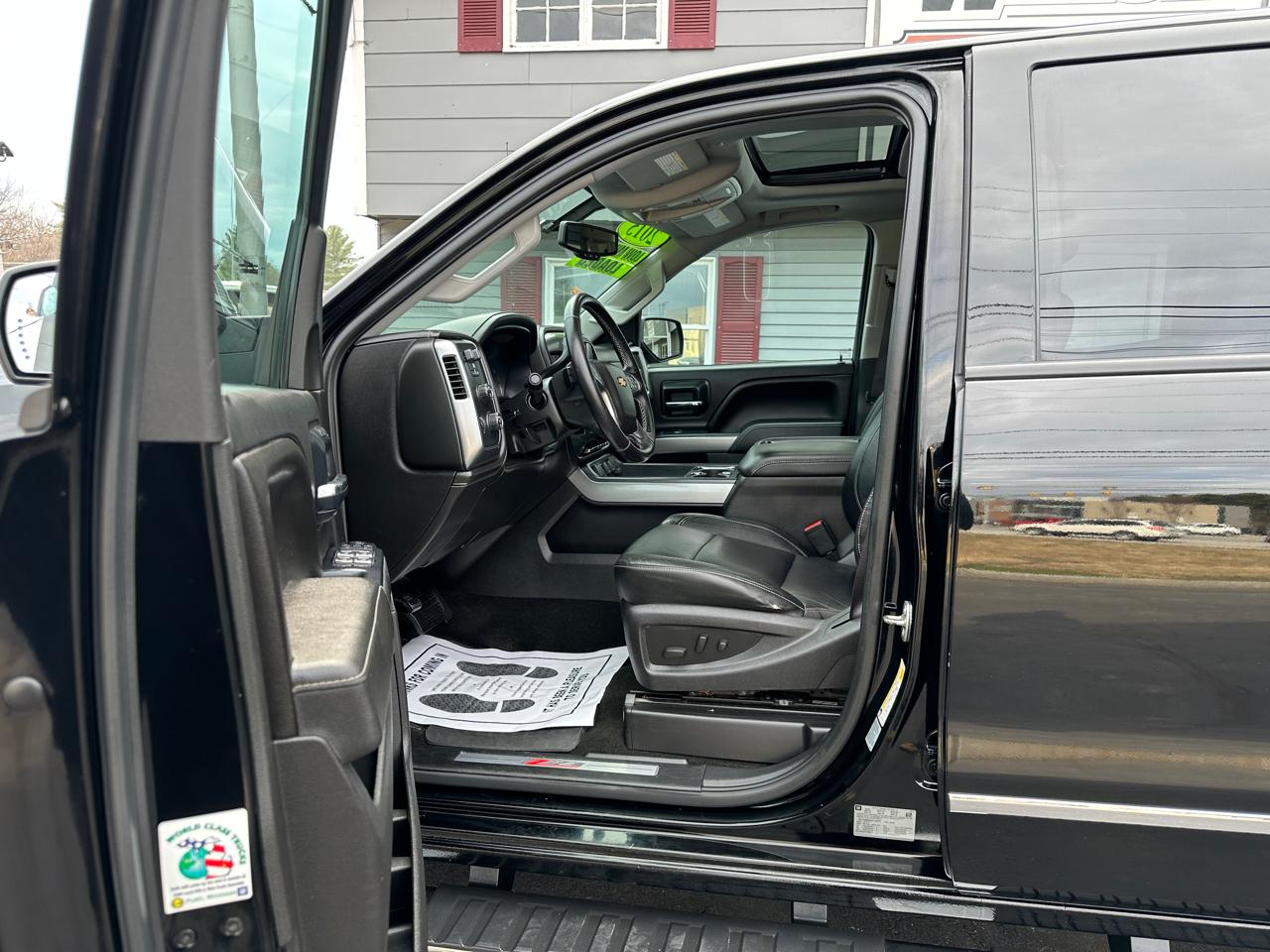 Chevrolet Silverado 2500HD LTZ Crew Cab 4WD 2015