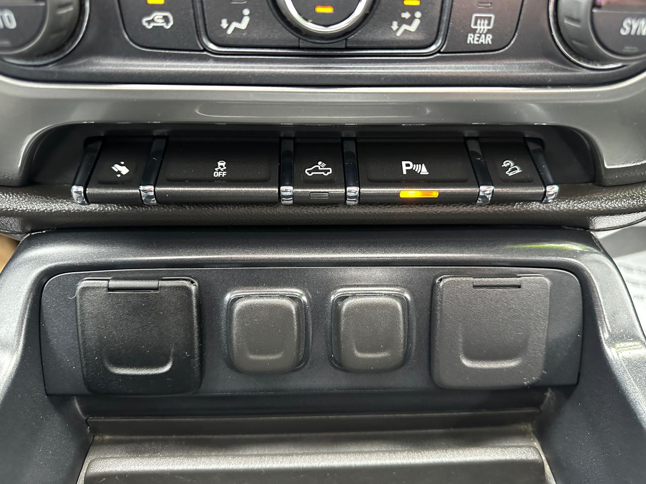 Chevrolet Silverado 2500HD LTZ Crew Cab 4WD 2015