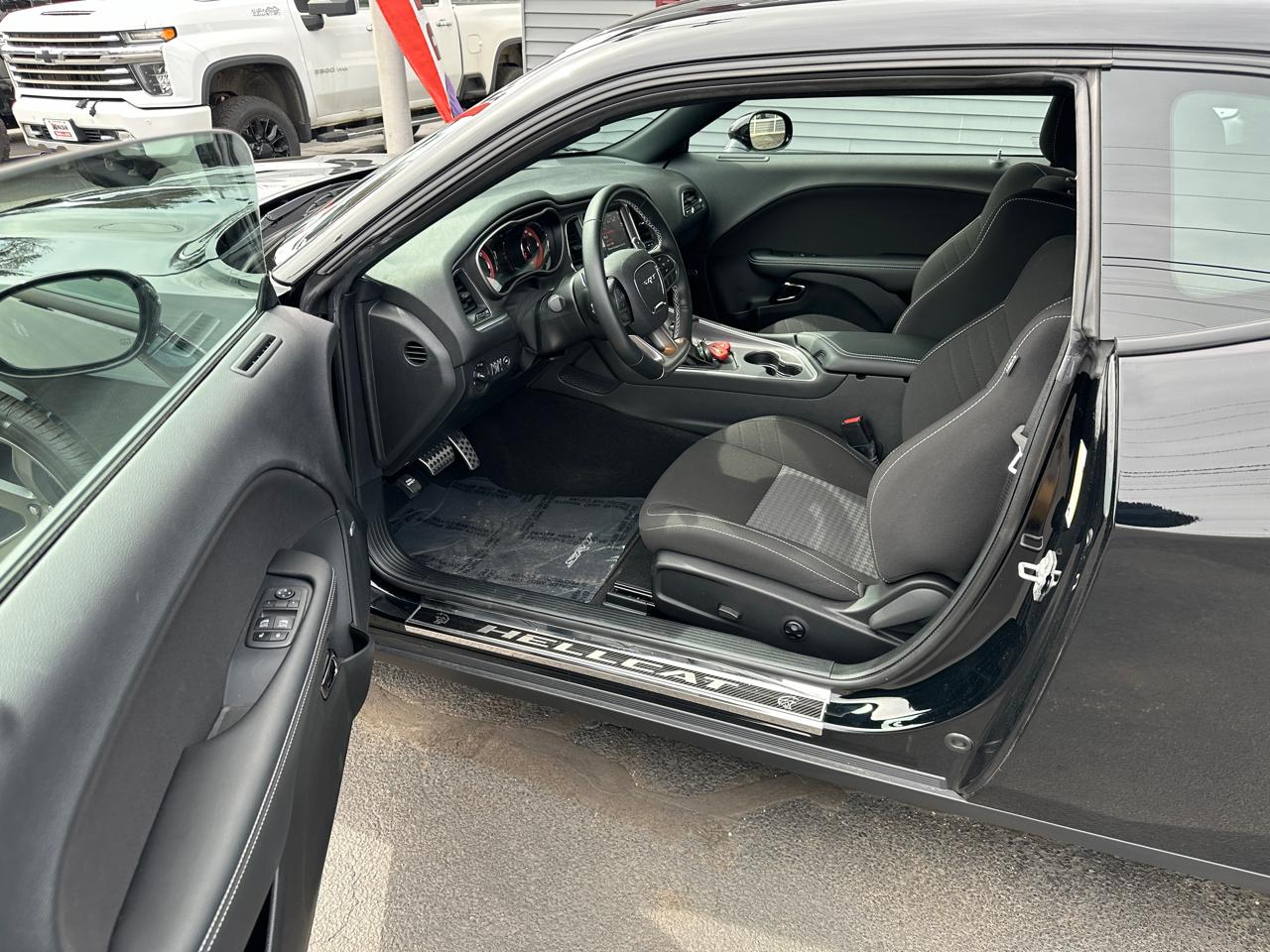 Dodge Challenger SRT Hellcat 2022