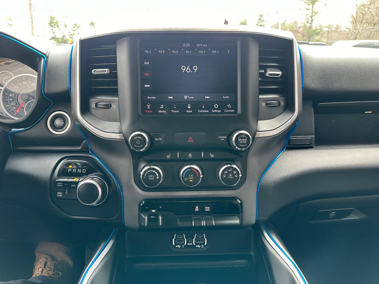 RAM 2500 Big Horn Crew Cab 4WD 2020