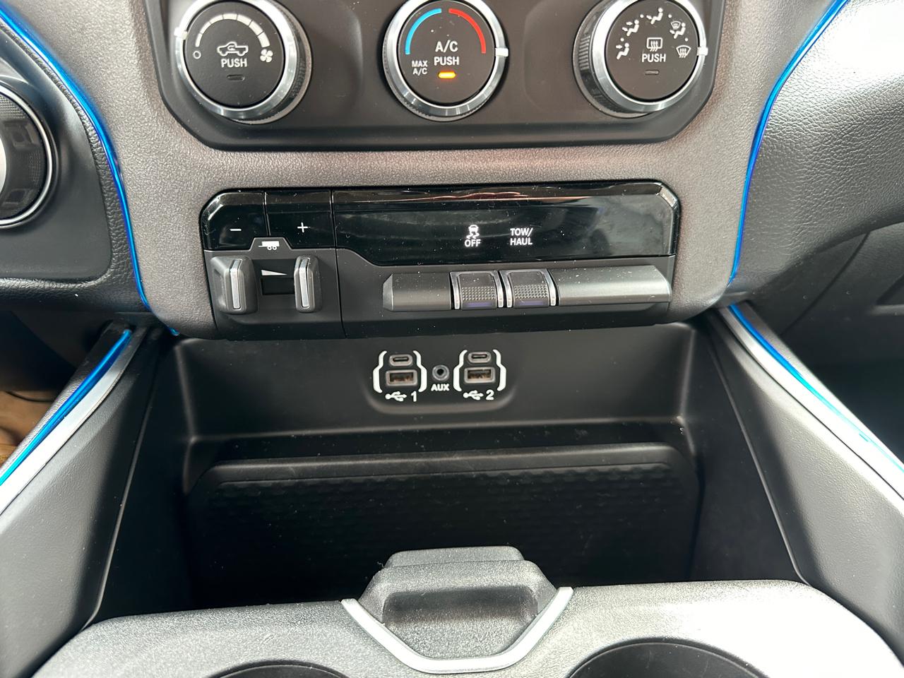 RAM 2500 Big Horn Crew Cab 4WD 2020