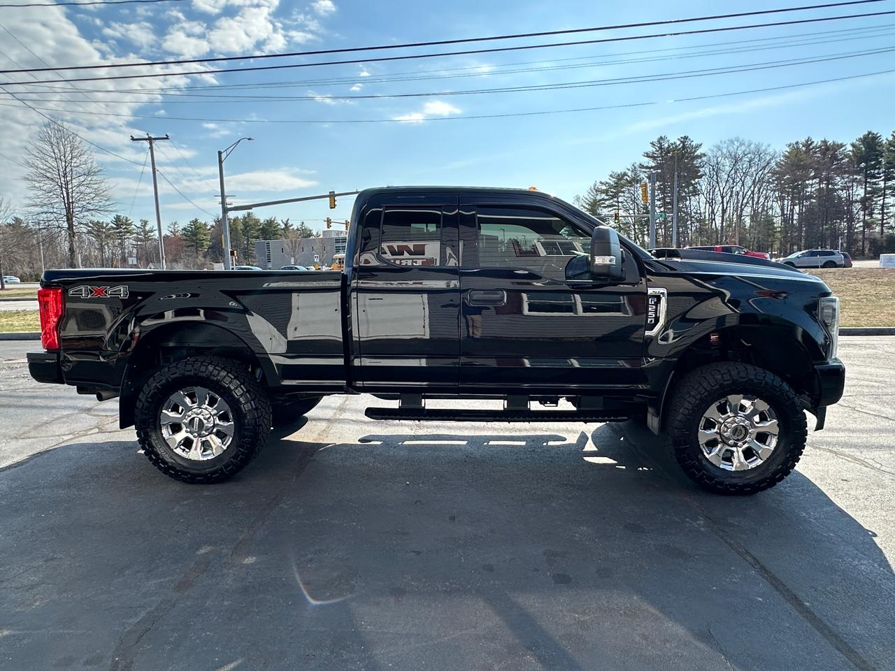 Ford F-250 SD XLT SuperCab Short Bed 4WD 2018