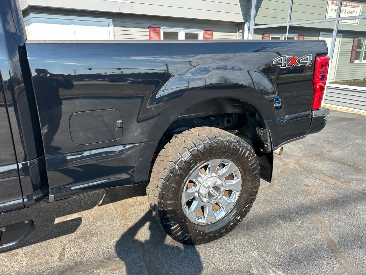 Ford F-250 SD XLT SuperCab Short Bed 4WD 2018