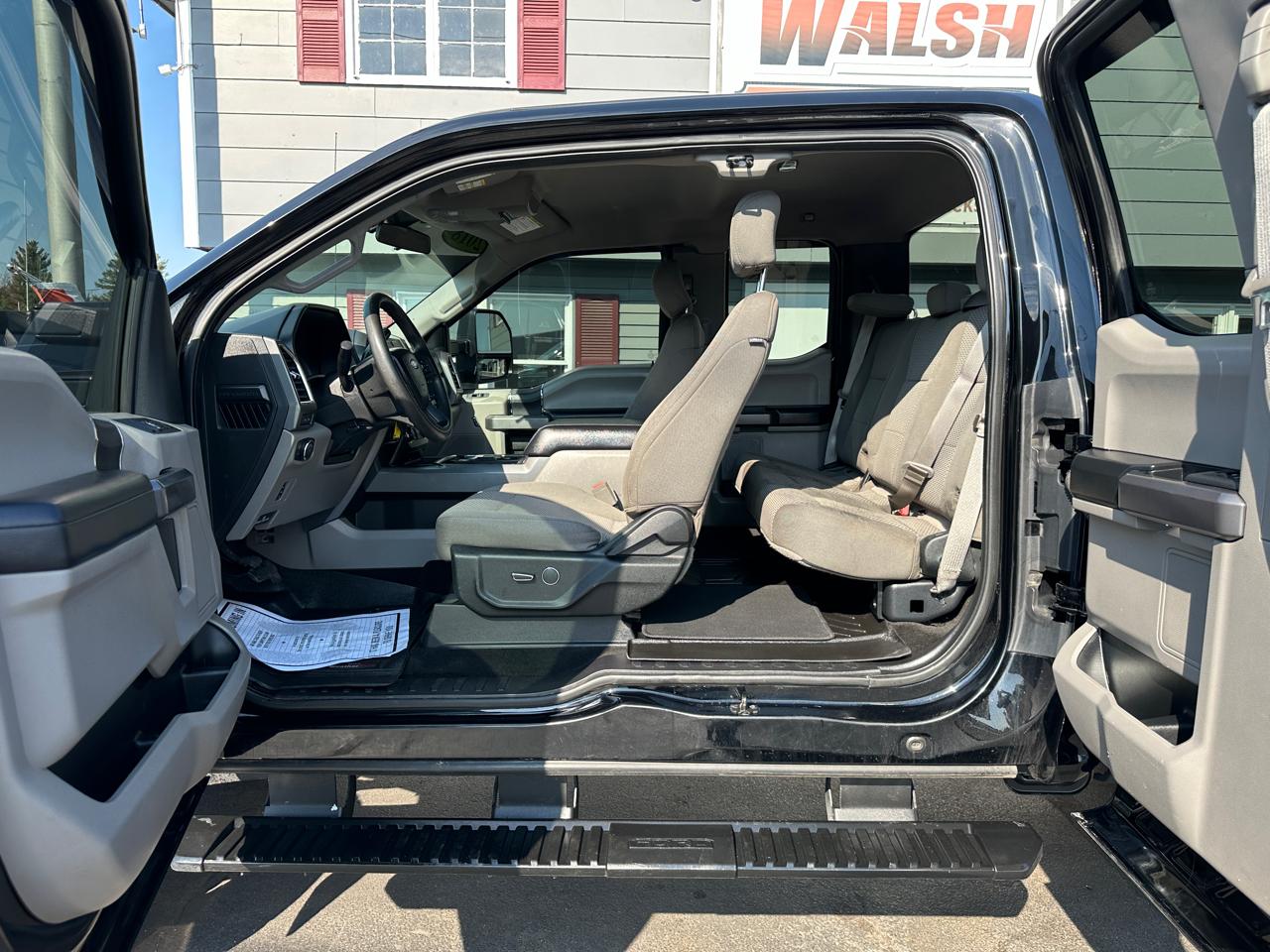 Ford F-250 SD XLT SuperCab Short Bed 4WD 2018