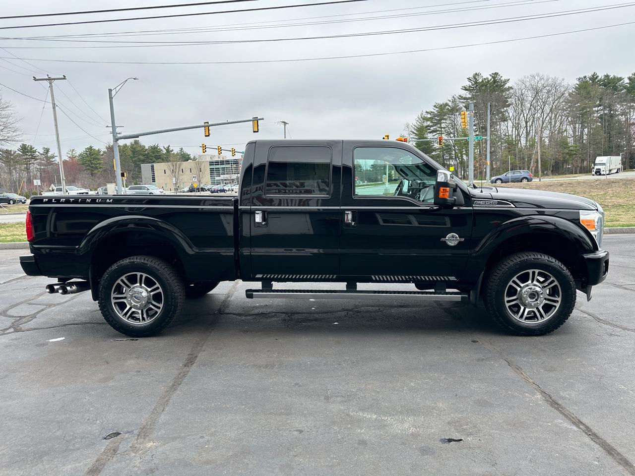 Ford F-350 SD Platinum Crew Cab 4WD 2016