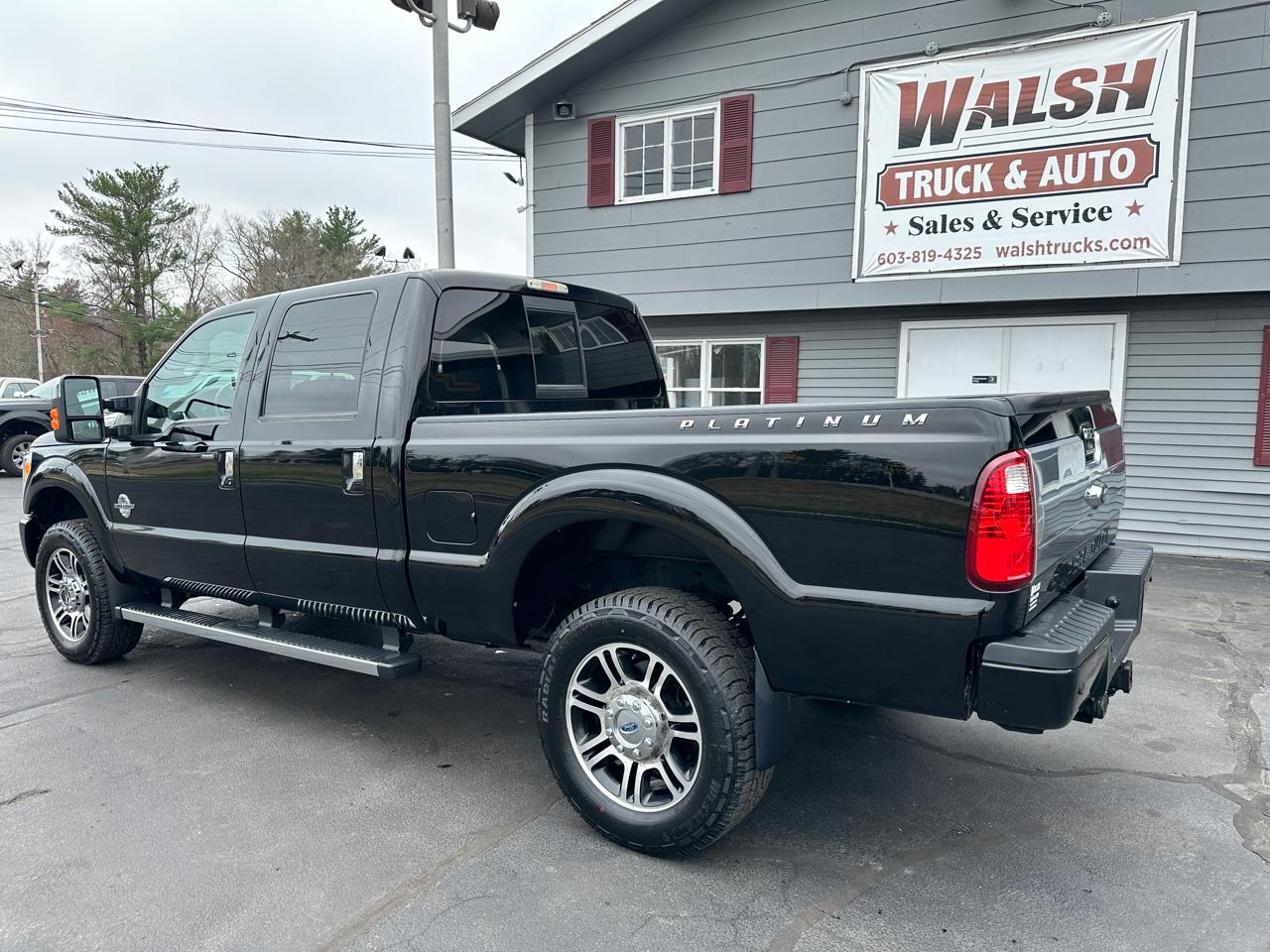 Ford F-350 SD Platinum Crew Cab 4WD 2016