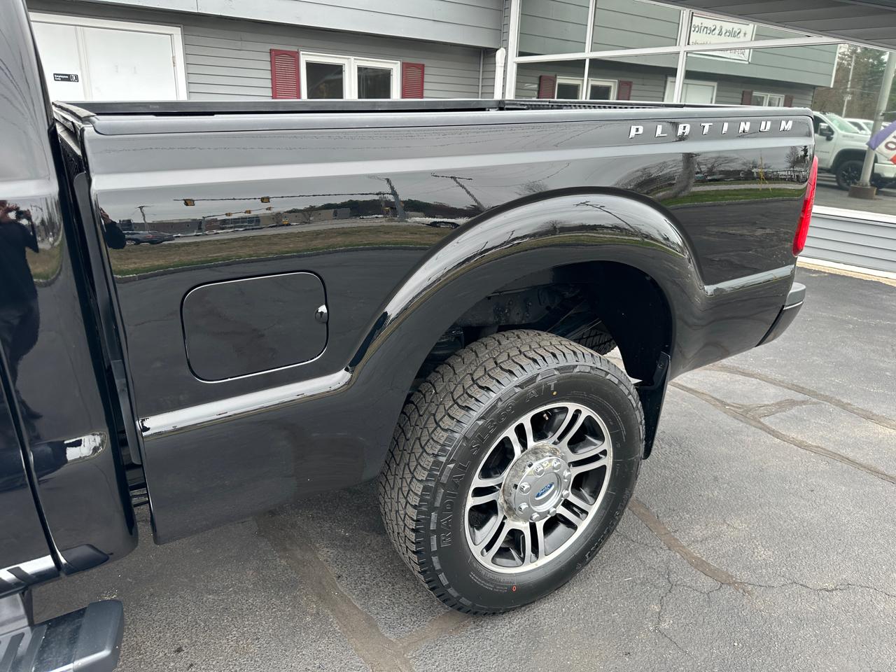 Ford F-350 SD Platinum Crew Cab 4WD 2016