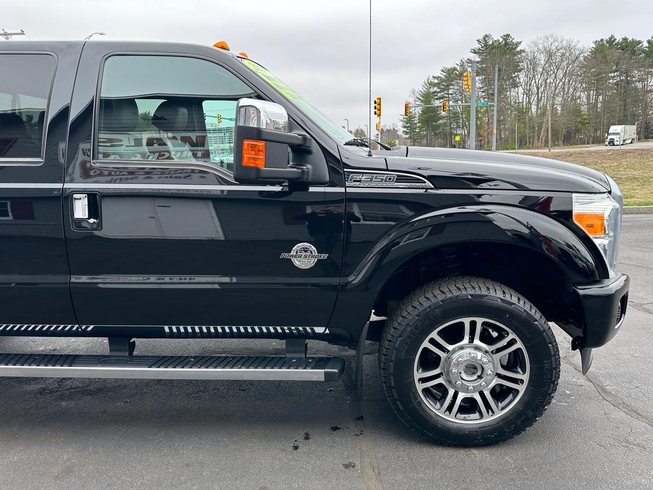 Ford F-350 SD Platinum Crew Cab 4WD 2016
