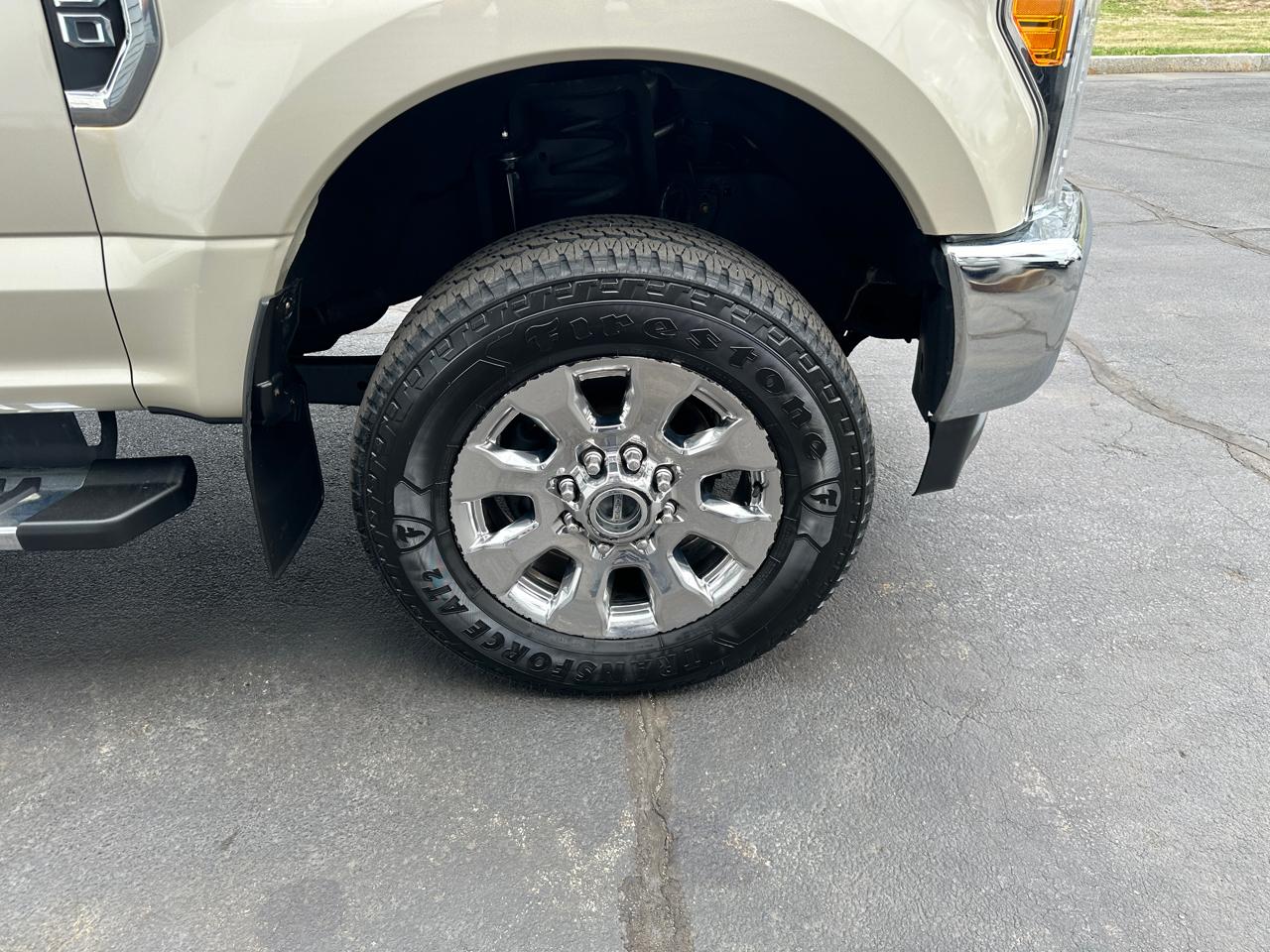 Ford F-250 SD Lariat Crew Cab Short Bed 4WD 2017