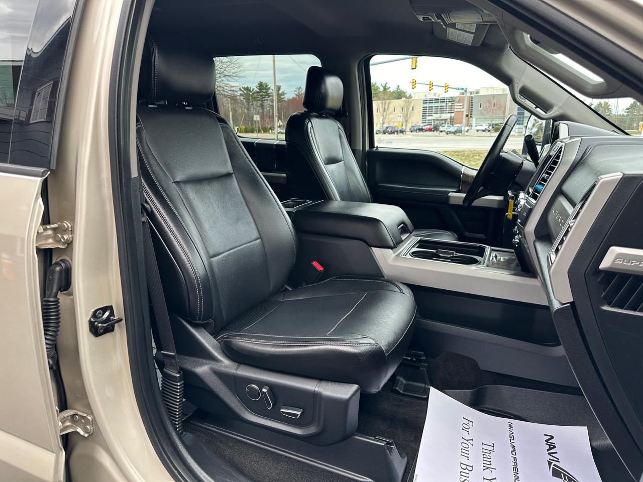 Ford F-250 SD Lariat Crew Cab Short Bed 4WD 2017