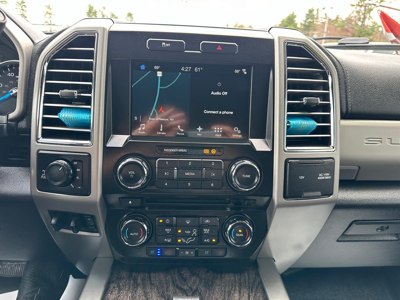 Ford F-250 SD Lariat Crew Cab Short Bed 4WD 2017