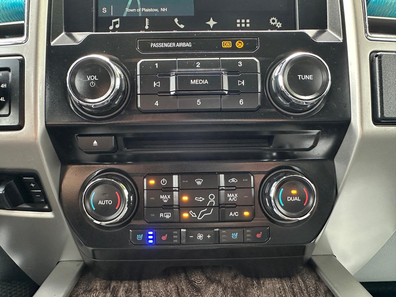 Ford F-250 SD Lariat Crew Cab Short Bed 4WD 2017