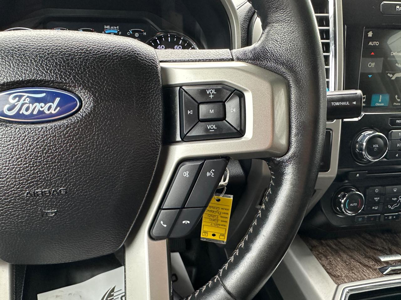 Ford F-250 SD Lariat Crew Cab Short Bed 4WD 2017