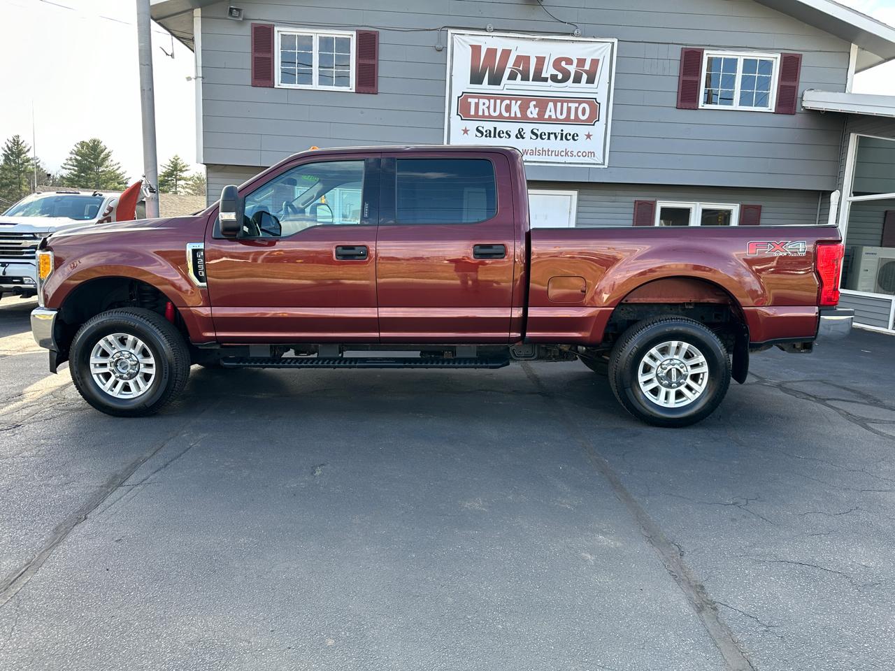 Ford F-250 SD XLT Crew Cab 4WD 2017