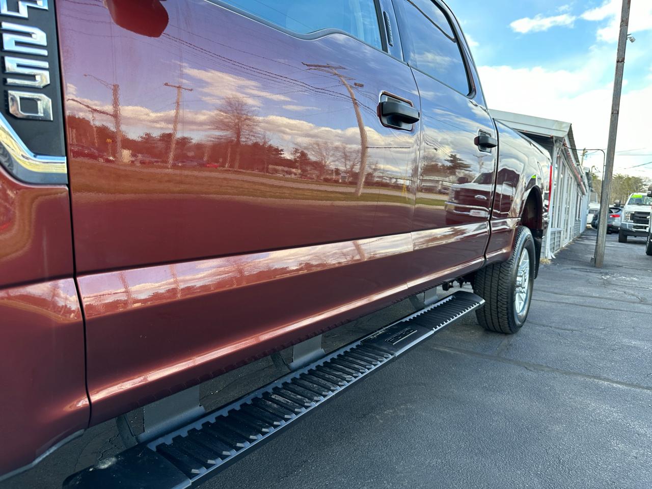 Ford F-250 SD XLT Crew Cab 4WD 2017