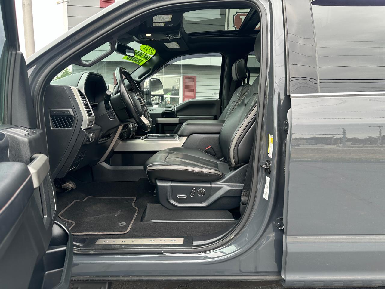 Ford F-250 SD Platinum Crew Cab 4WD 2021