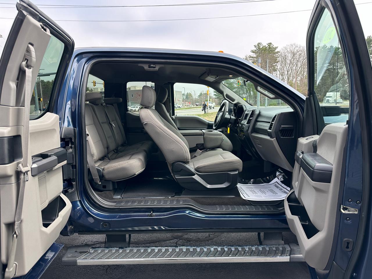Ford F-250 SD XLT SuperCab 4WD 2018