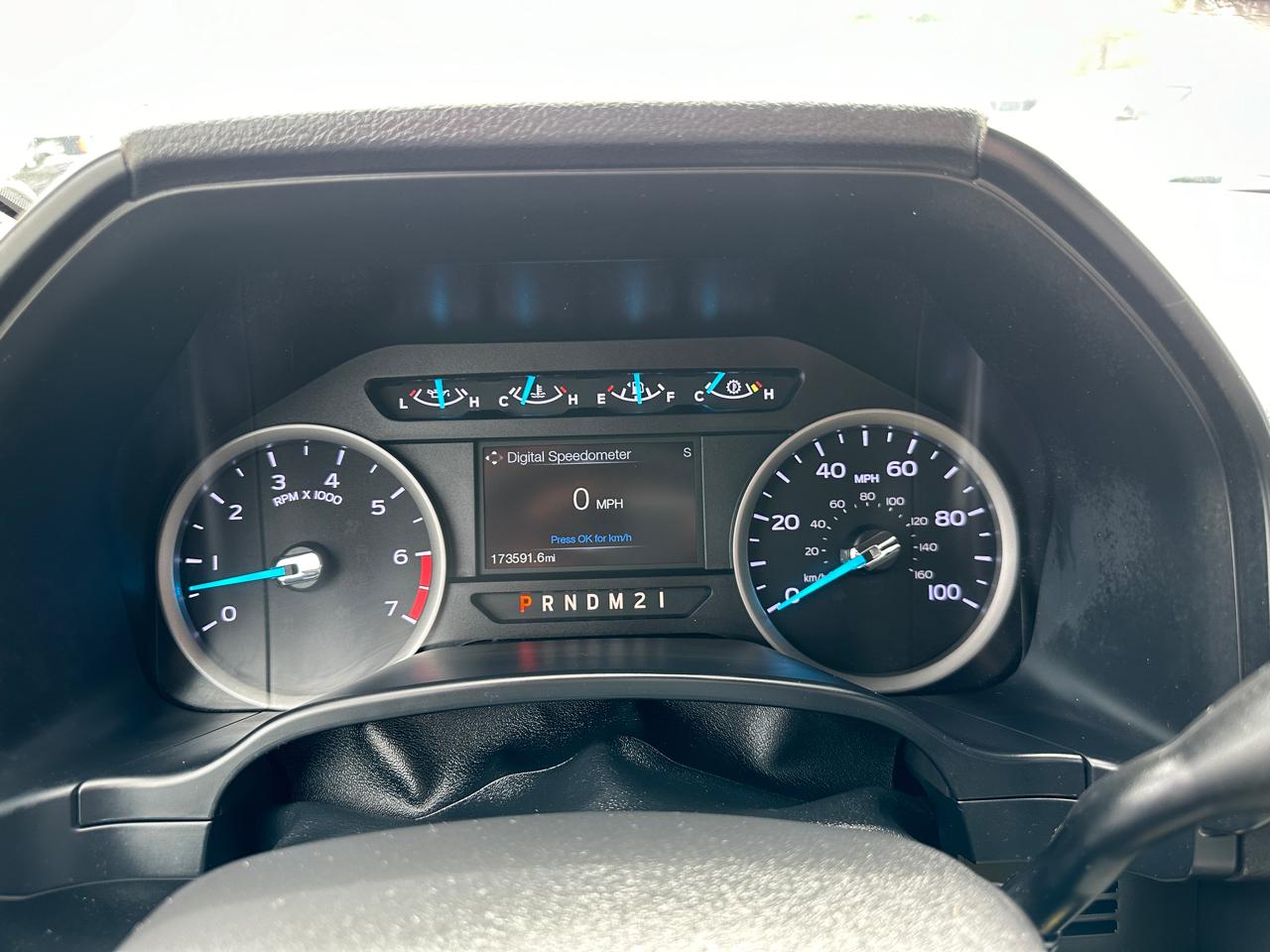 Ford F-250 SD XLT SuperCab 4WD 2018