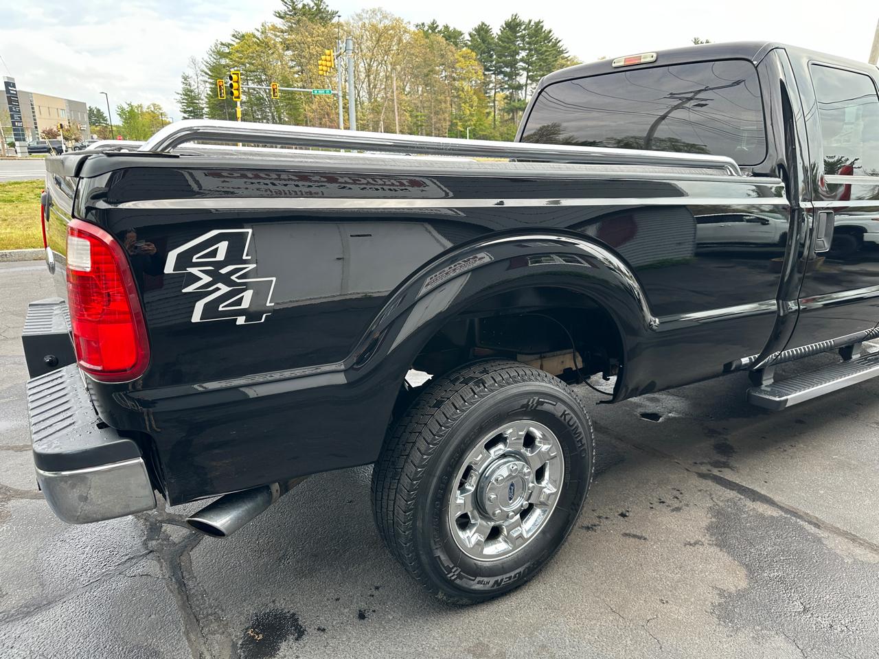 Ford F-250 SD XLT Crew Cab Long Bed 4WD 2016