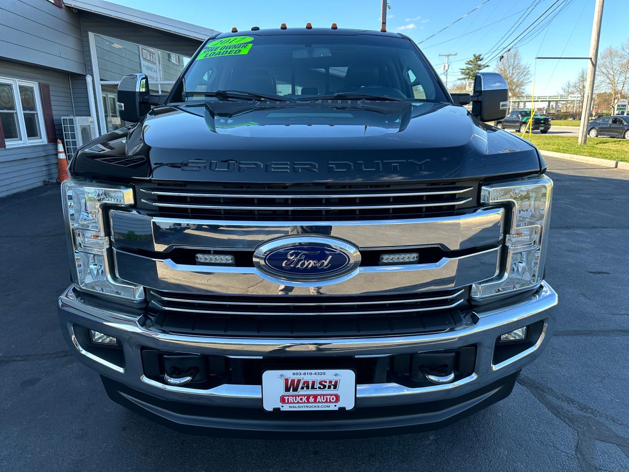 Ford F-250 SD Lariat Crew Cab Short Bed 4WD 2017