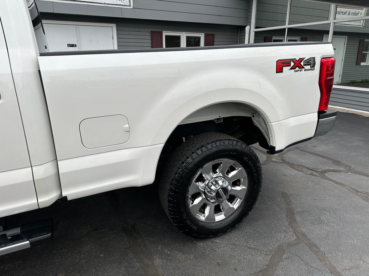 Ford F-350 SD Lariat Crew Cab Short Bed 4WD 2018
