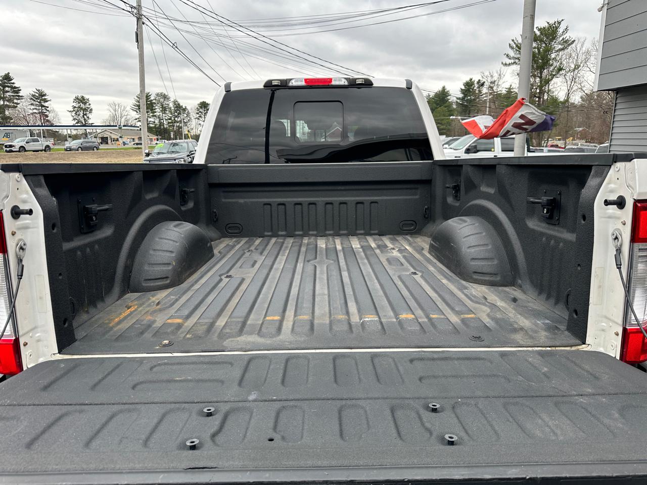 Ford F-350 SD Lariat Crew Cab Short Bed 4WD 2018