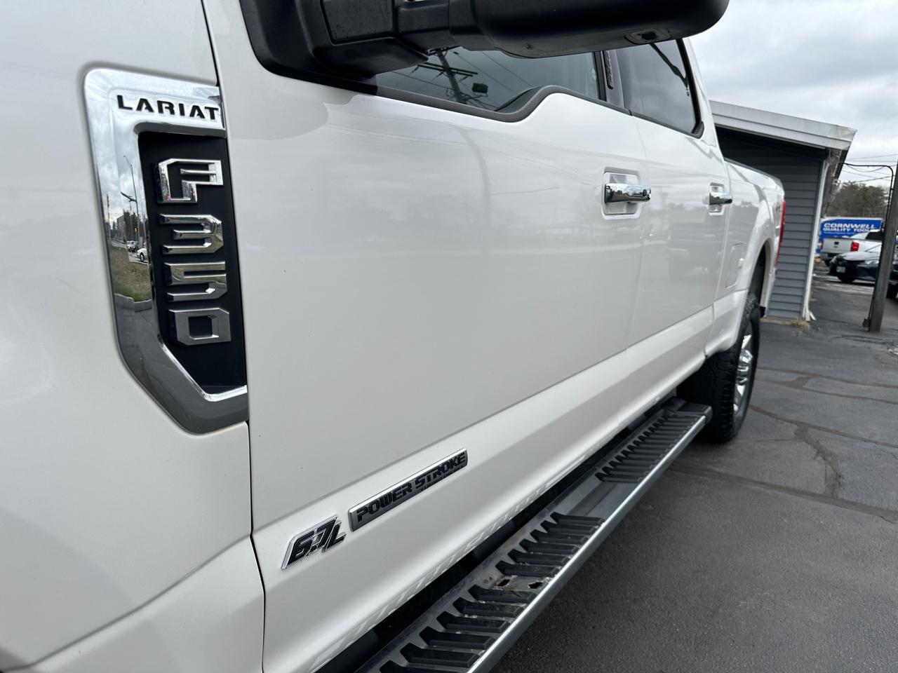Ford F-350 SD Lariat Crew Cab Short Bed 4WD 2018