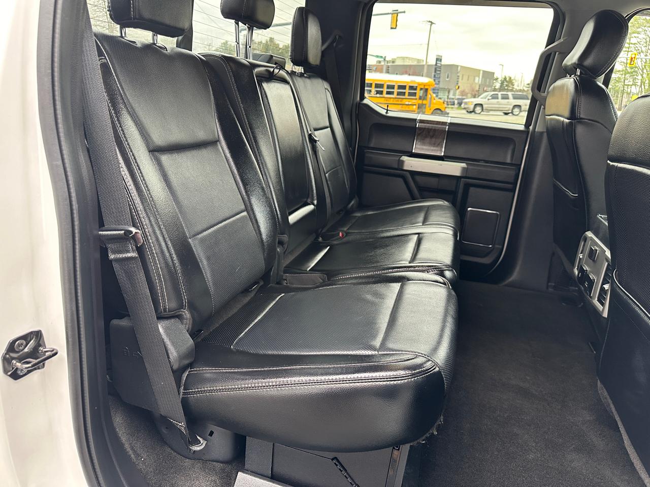 Ford F-350 SD Lariat Crew Cab Short Bed 4WD 2018