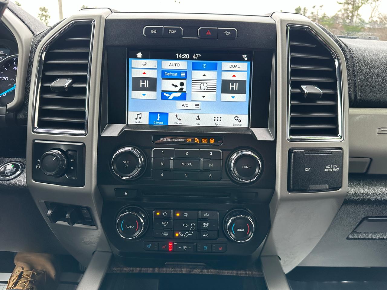 Ford F-350 SD Lariat Crew Cab Short Bed 4WD 2018