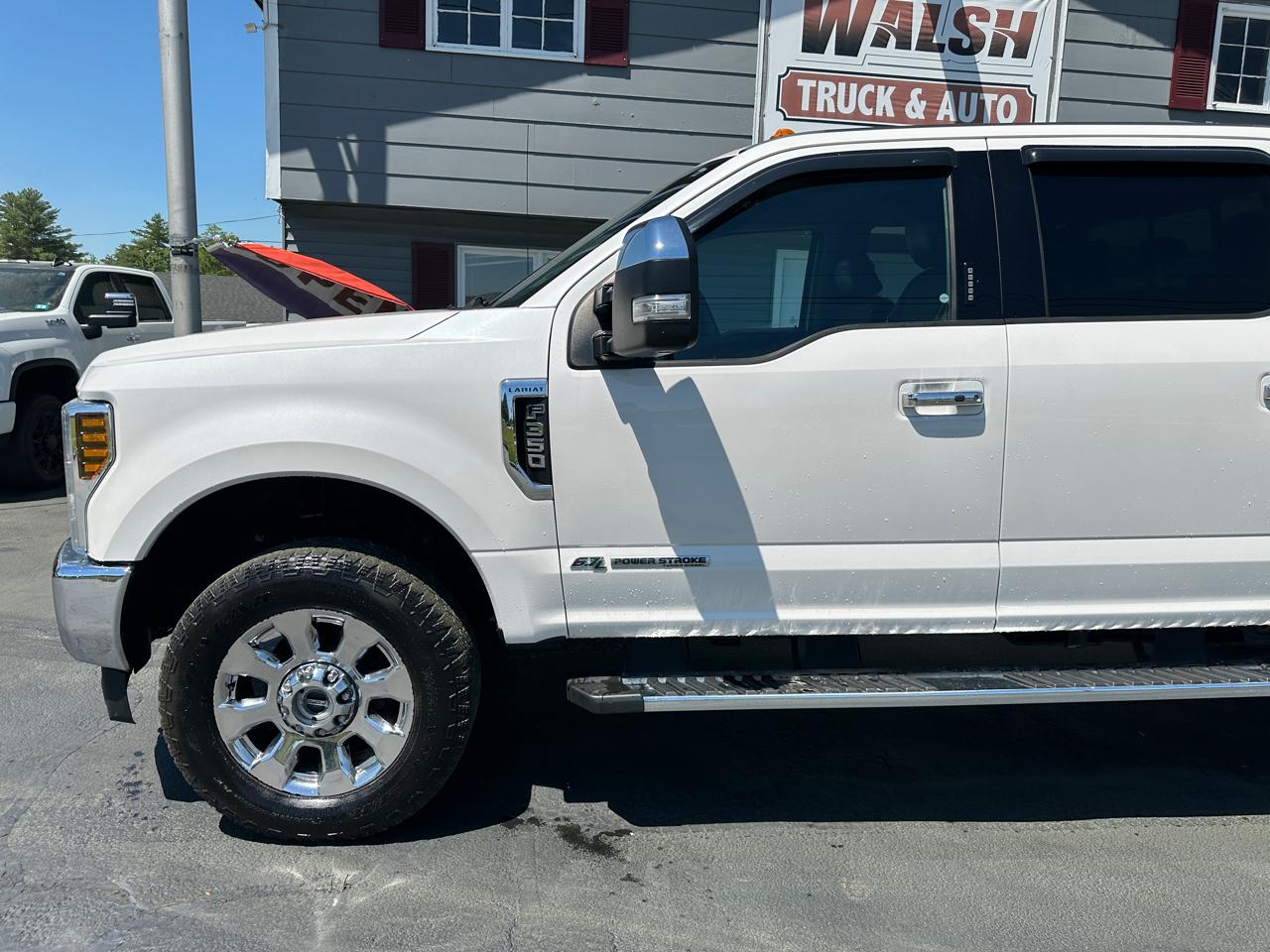 Ford F-350 SD Lariat Crew Cab Short Bed 4WD 2018