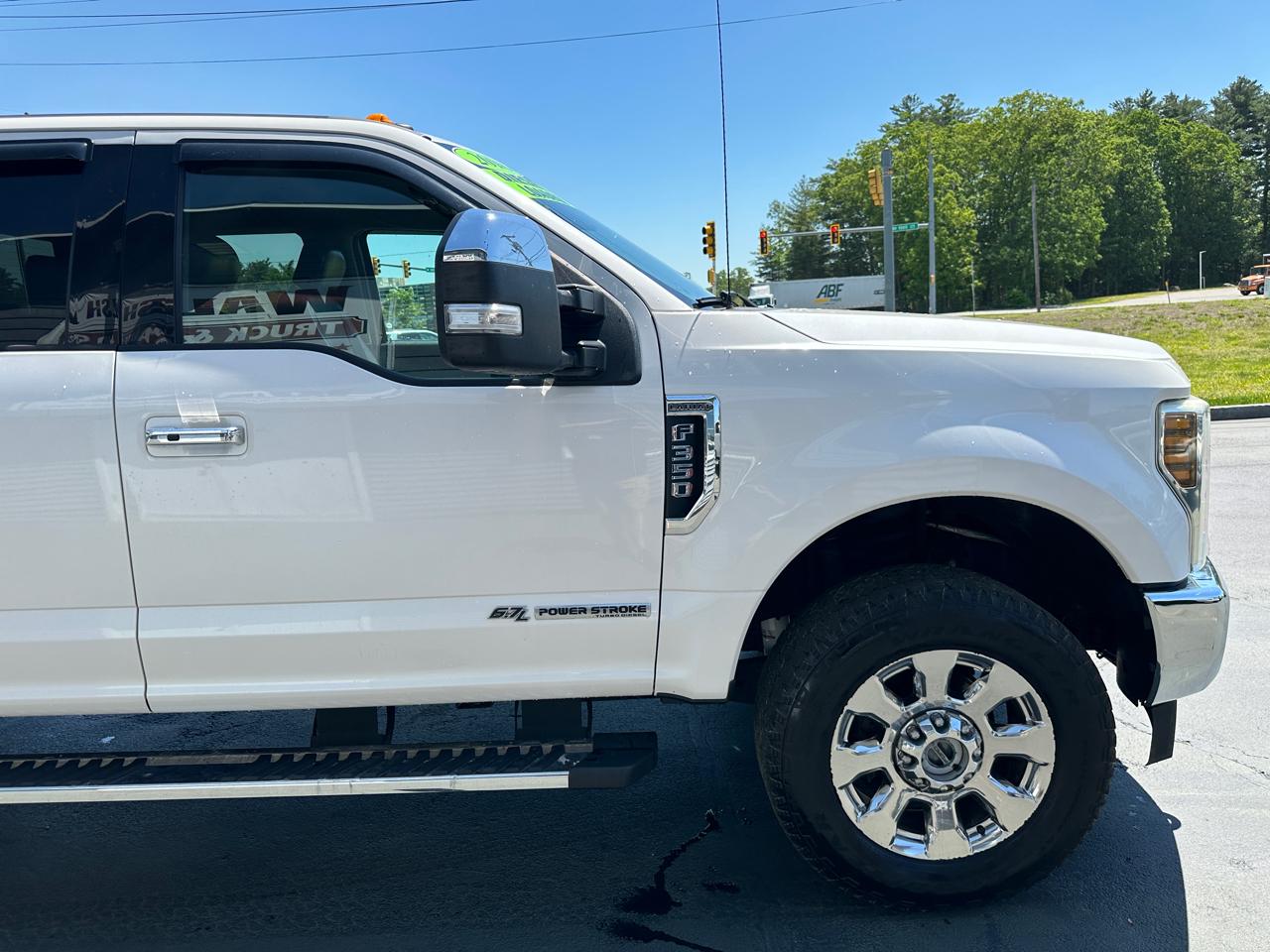 Ford F-350 SD Lariat Crew Cab Short Bed 4WD 2018