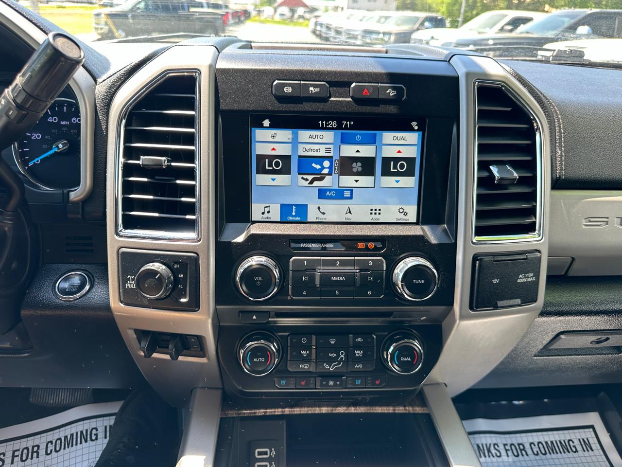 Ford F-350 SD Lariat Crew Cab Short Bed 4WD 2018