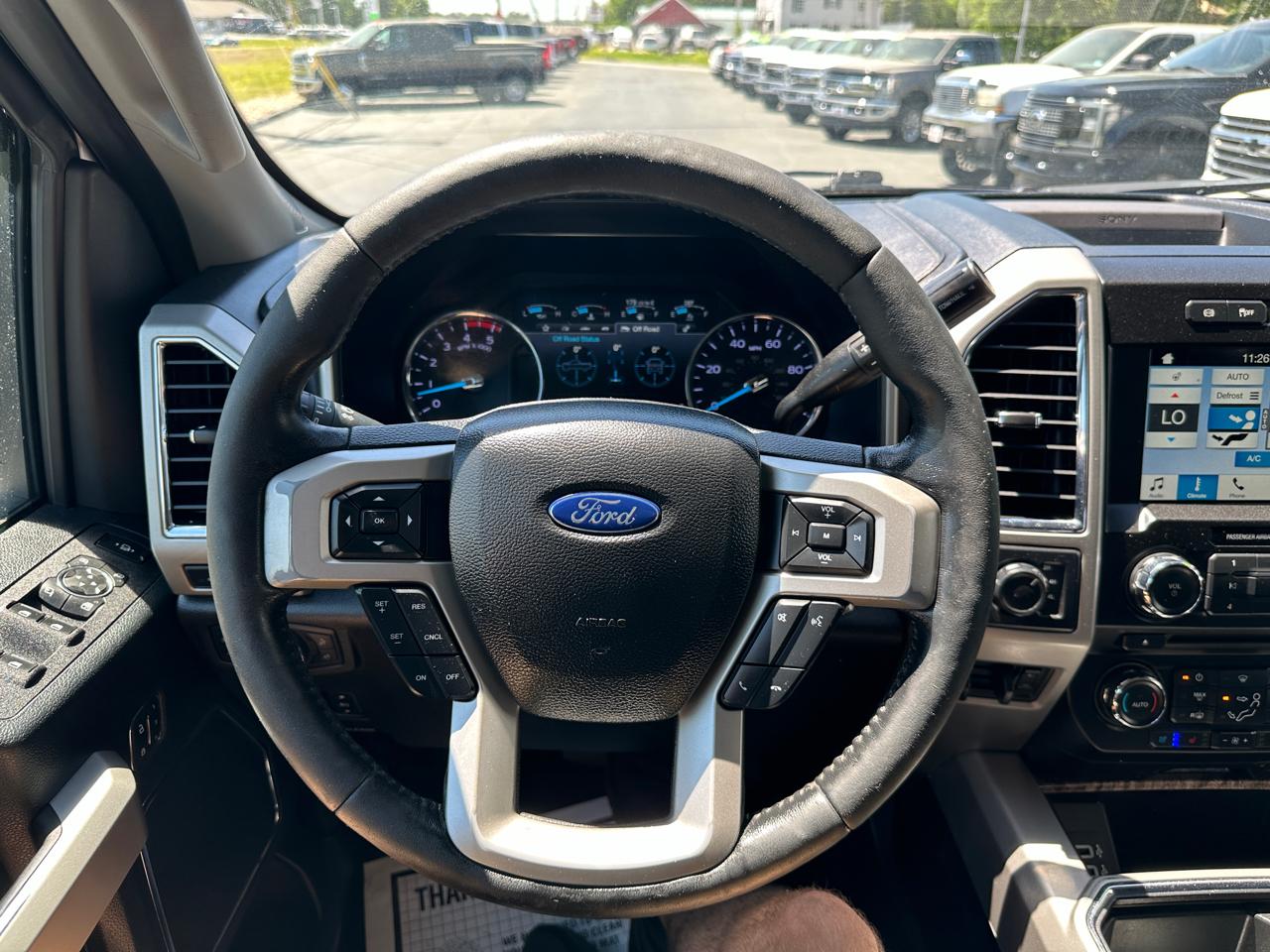 Ford F-350 SD Lariat Crew Cab Short Bed 4WD 2018
