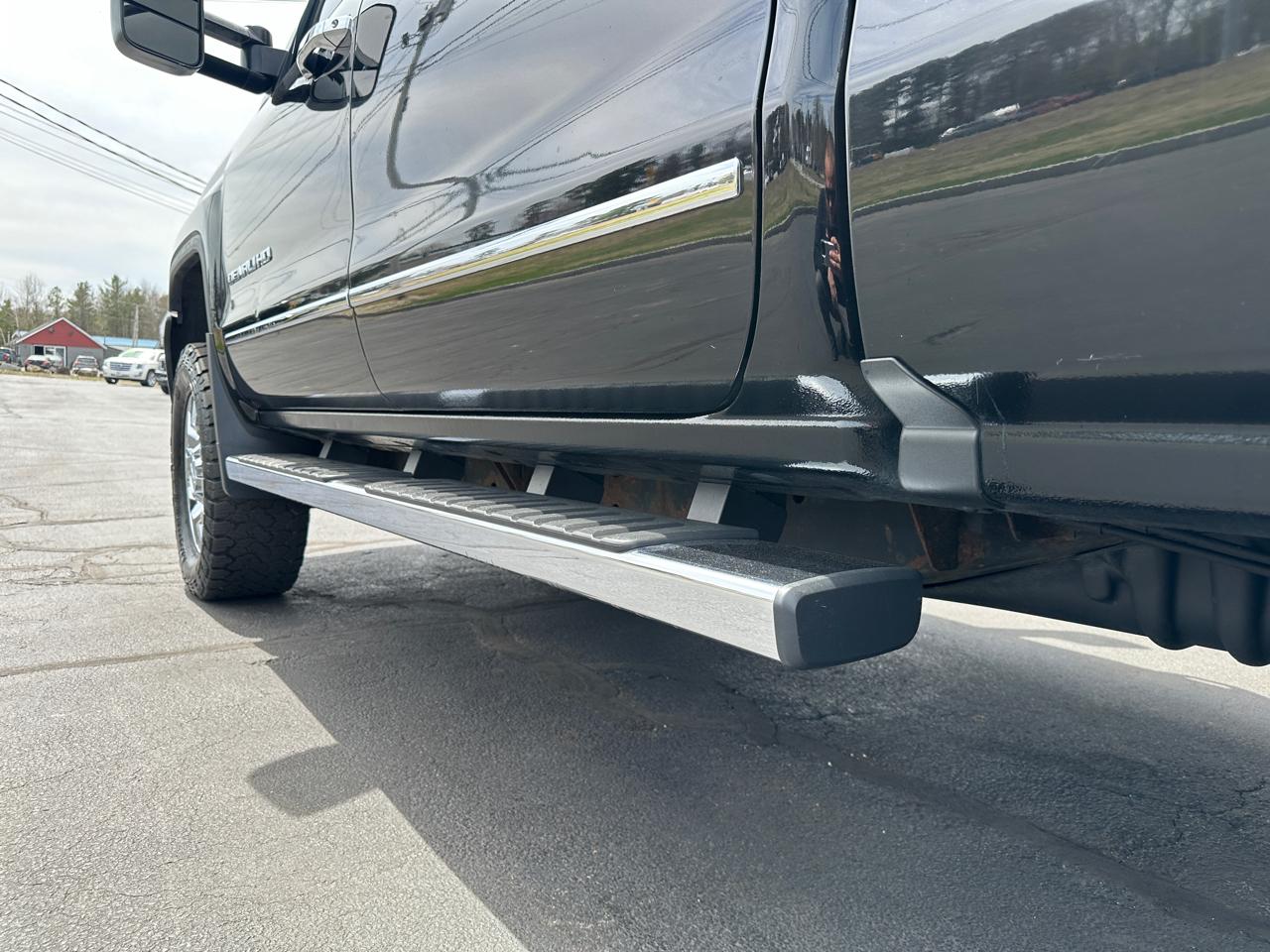 GMC Sierra 2500HD Denali Crew Cab 4WD 2017