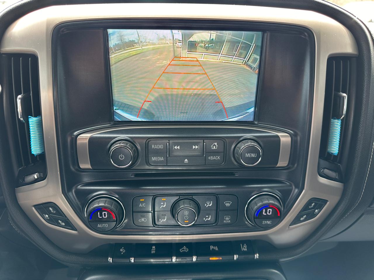 GMC Sierra 2500HD Denali Crew Cab 4WD 2017