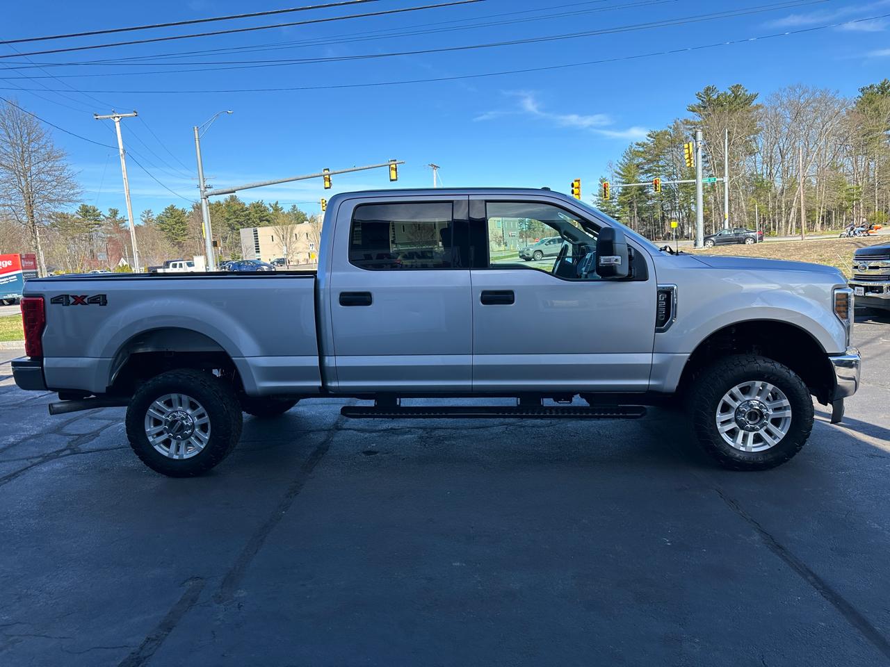 Ford F-250 SD XLT Crew Cab 4WD 2018
