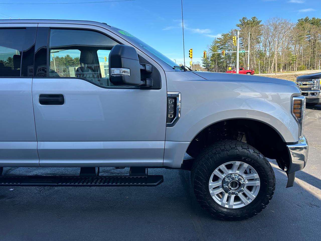 Ford F-250 SD XLT Crew Cab 4WD 2018