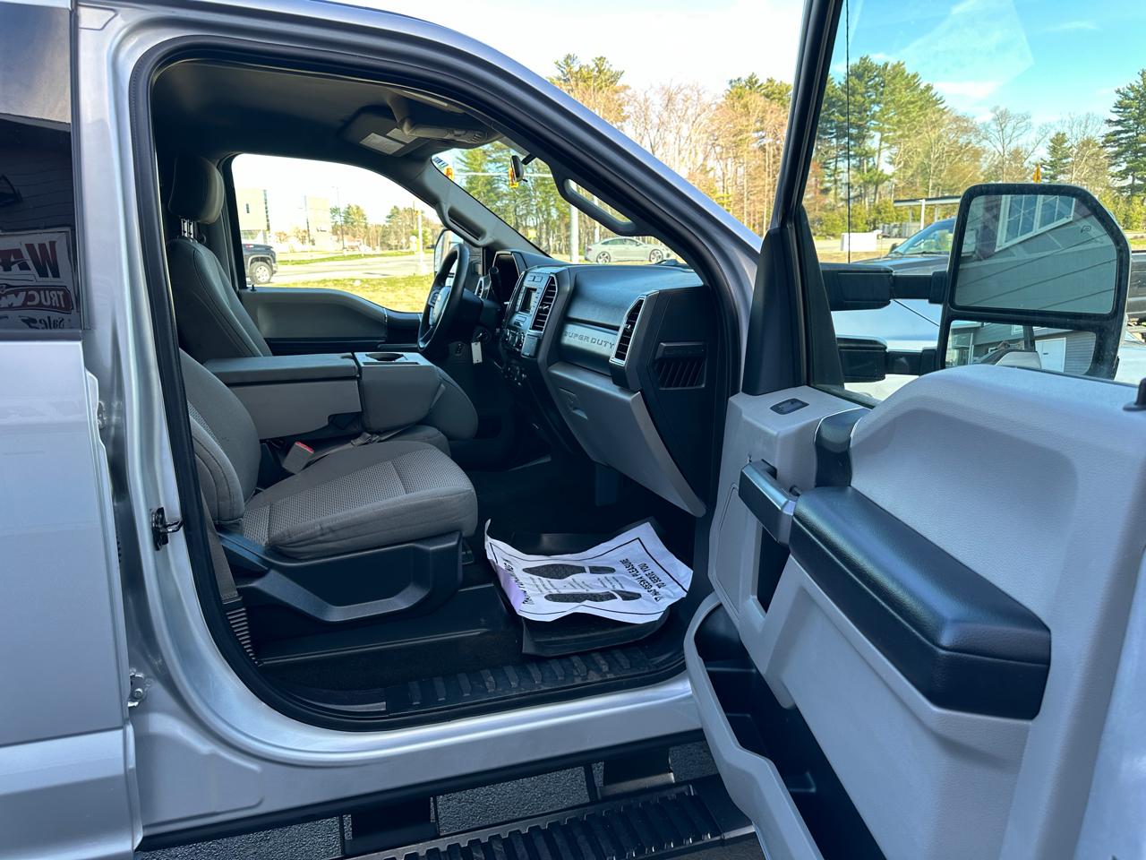 Ford F-250 SD XLT Crew Cab 4WD 2018