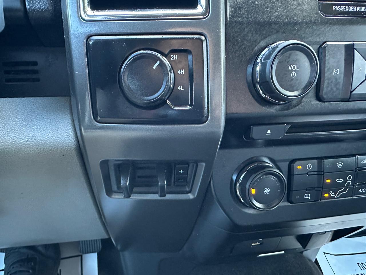 Ford F-250 SD XLT Crew Cab 4WD 2018