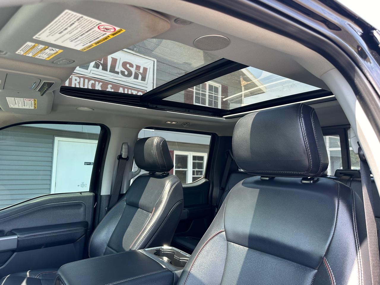 Ford F-350 SD Lariat Crew Cab Long Bed 4WD 2023