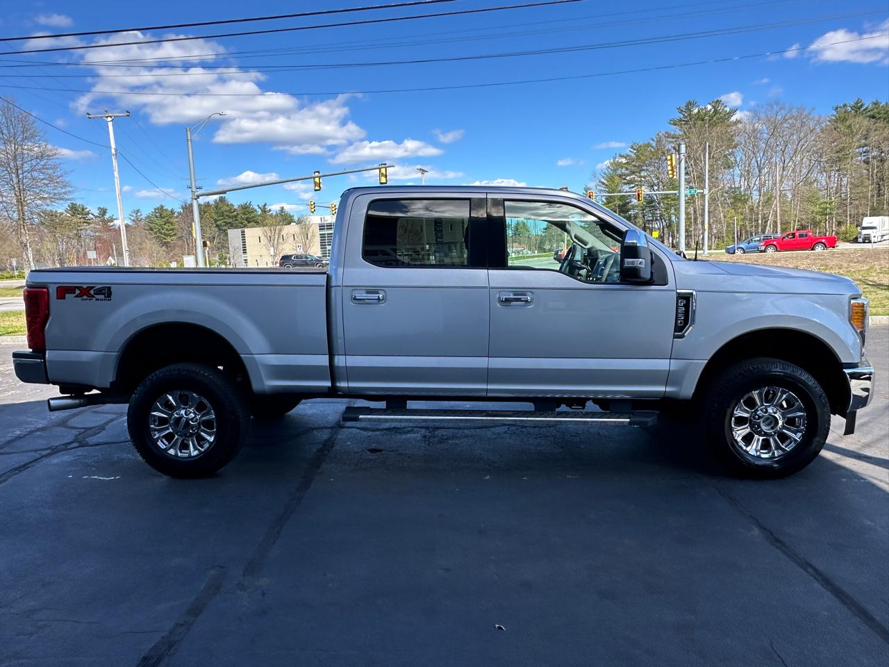 Ford F-250 SD XLT Crew Cab 4WD 2017