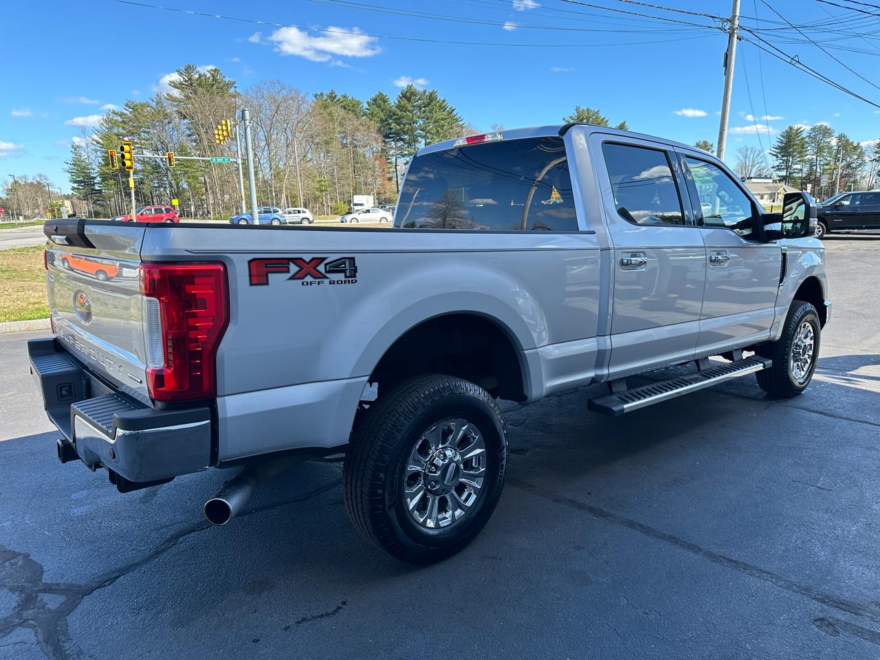 Ford F-250 SD XLT Crew Cab 4WD 2017