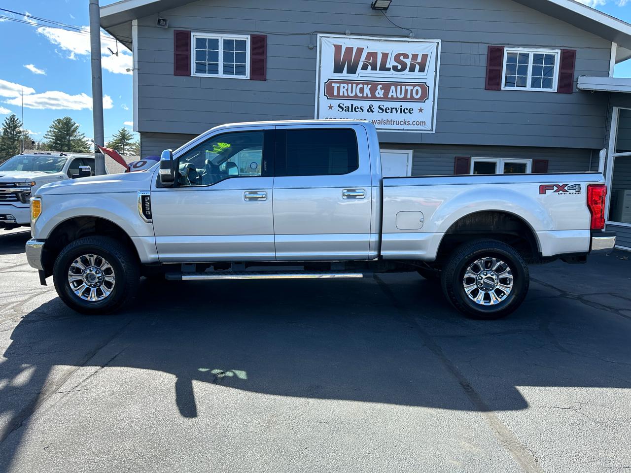 Ford F-250 SD XLT Crew Cab 4WD 2017