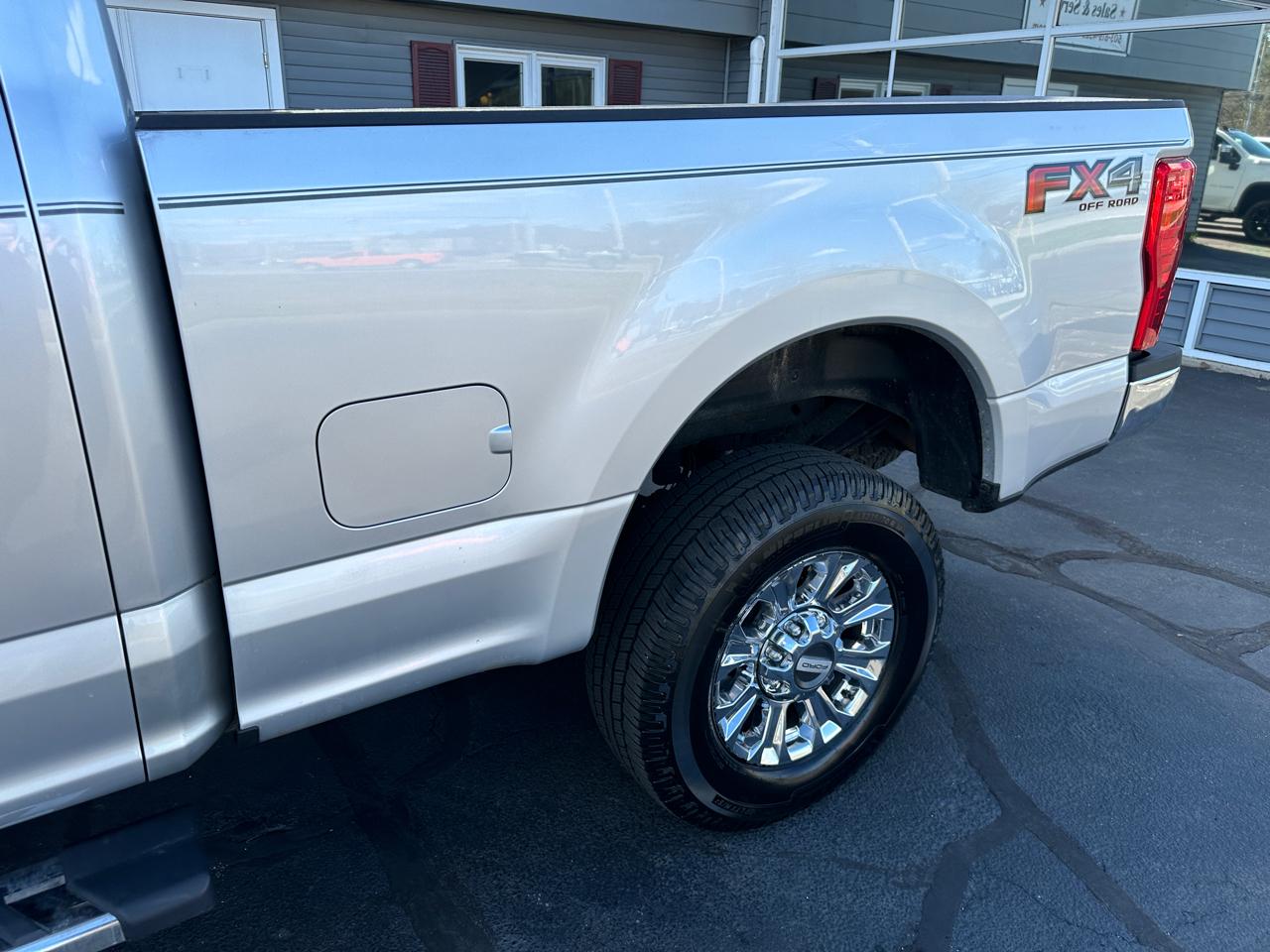 Ford F-250 SD XLT Crew Cab 4WD 2017
