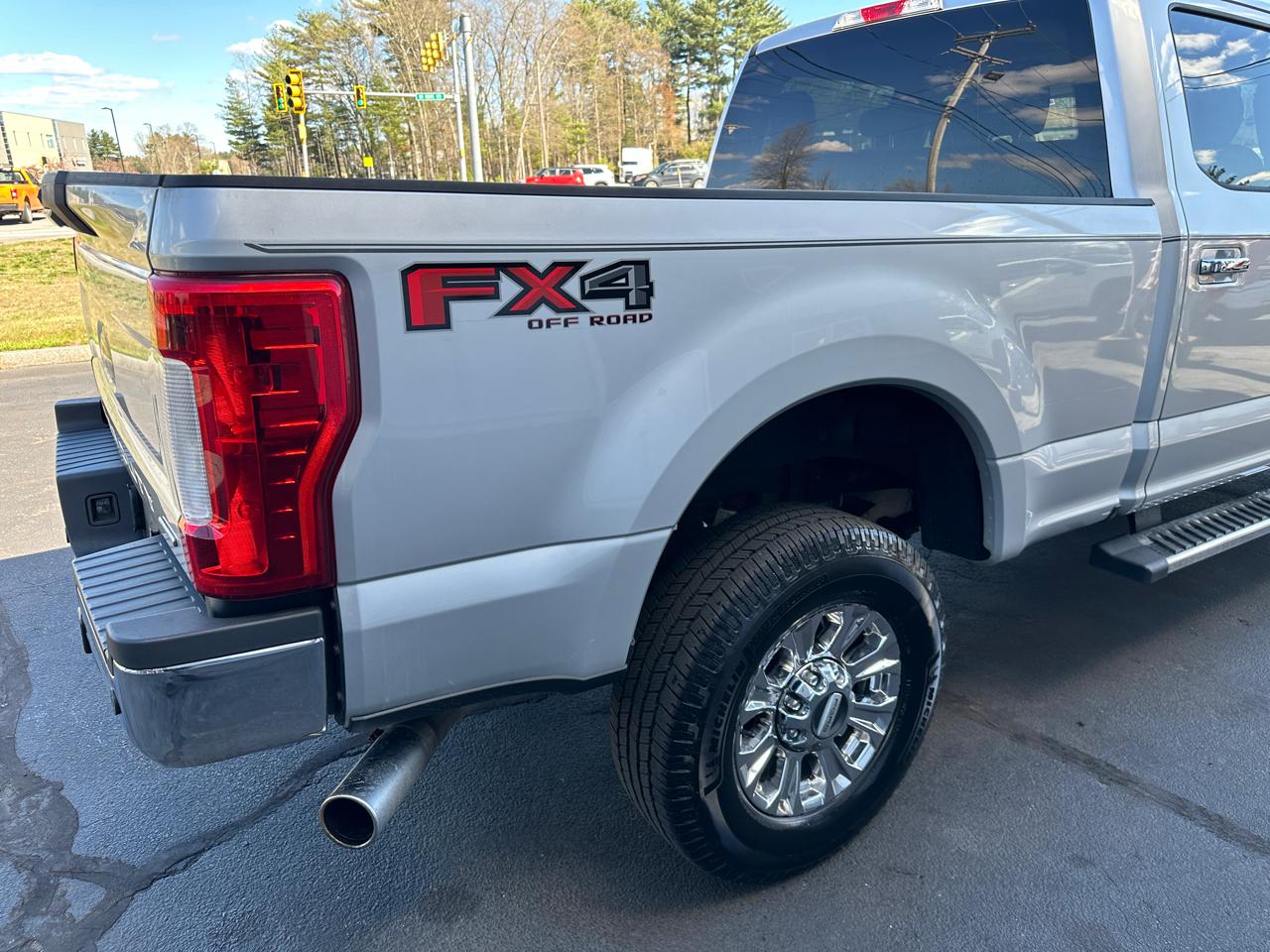 Ford F-250 SD XLT Crew Cab 4WD 2017