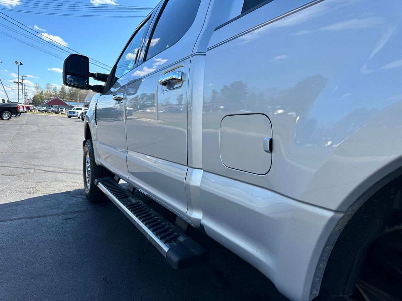 Ford F-250 SD XLT Crew Cab 4WD 2017
