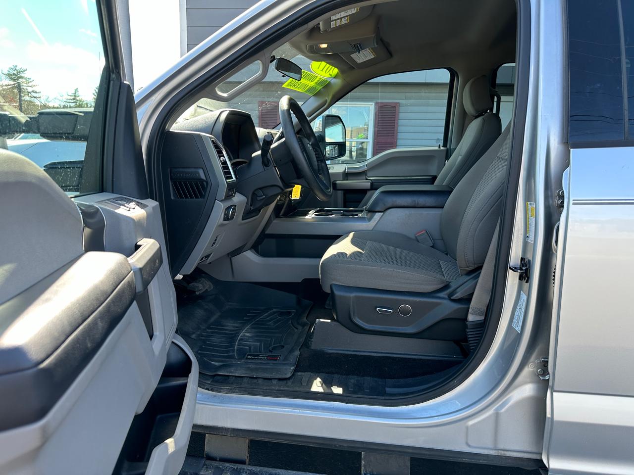 Ford F-250 SD XLT Crew Cab 4WD 2017