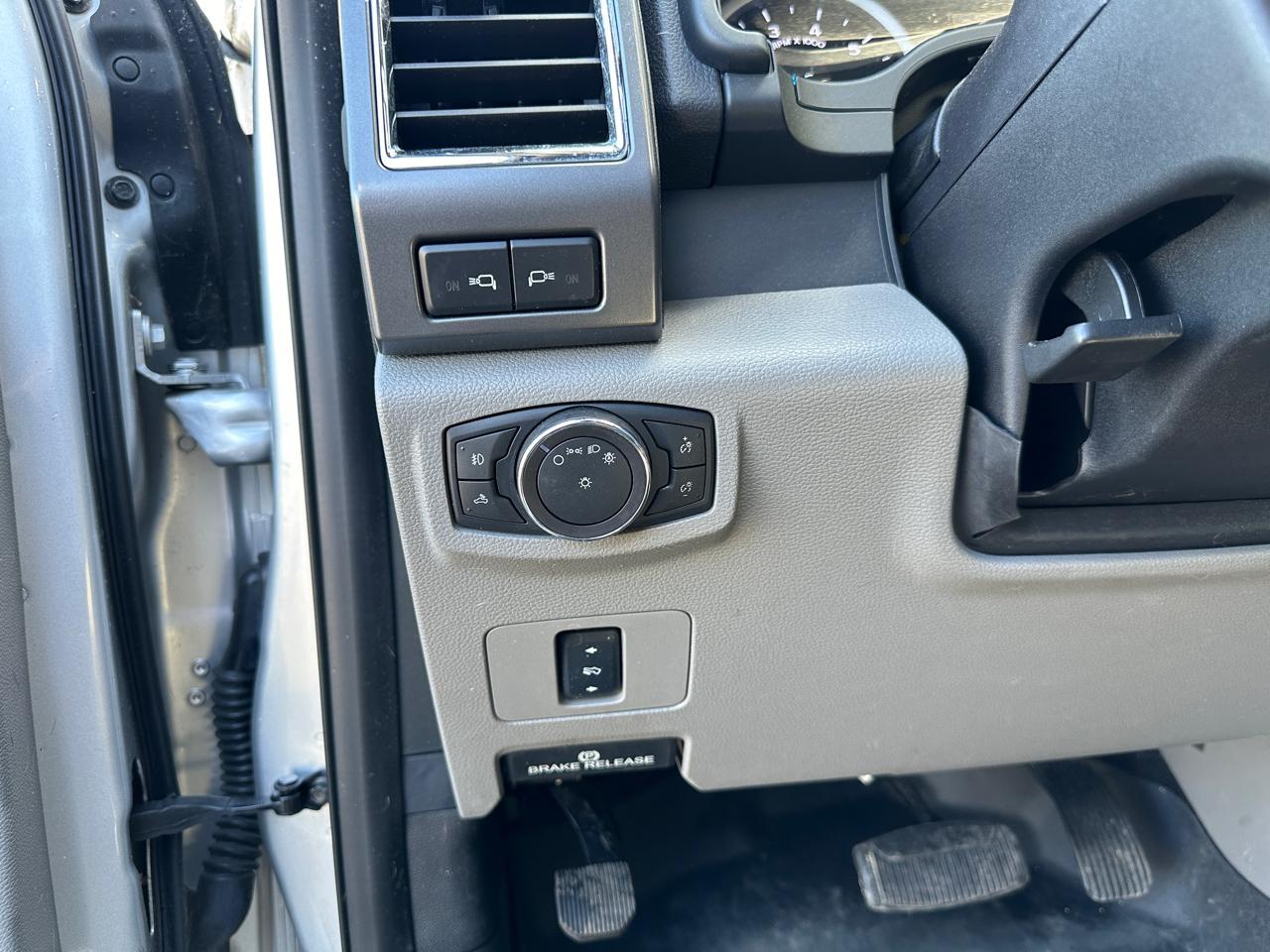 Ford F-250 SD XLT Crew Cab 4WD 2017