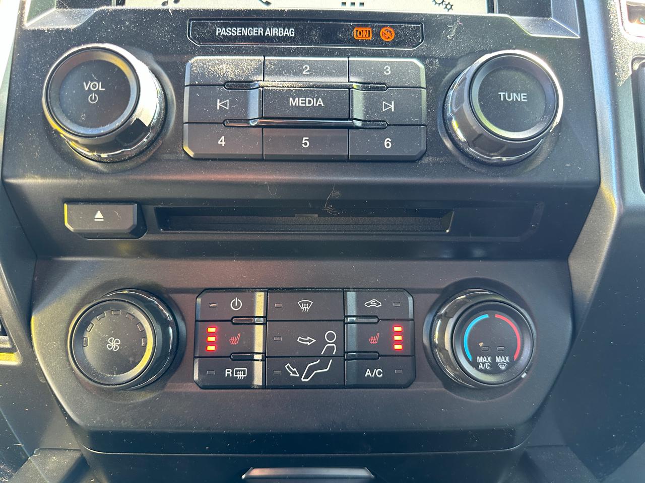 Ford F-250 SD XLT Crew Cab 4WD 2017