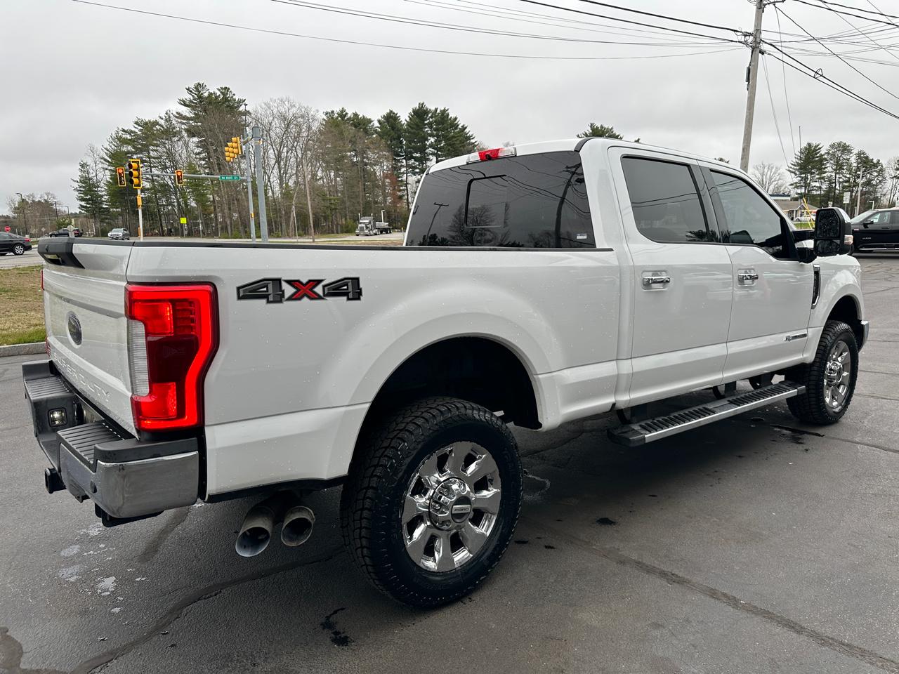 Ford F-350 SD Lariat Crew Cab 4WD 2018